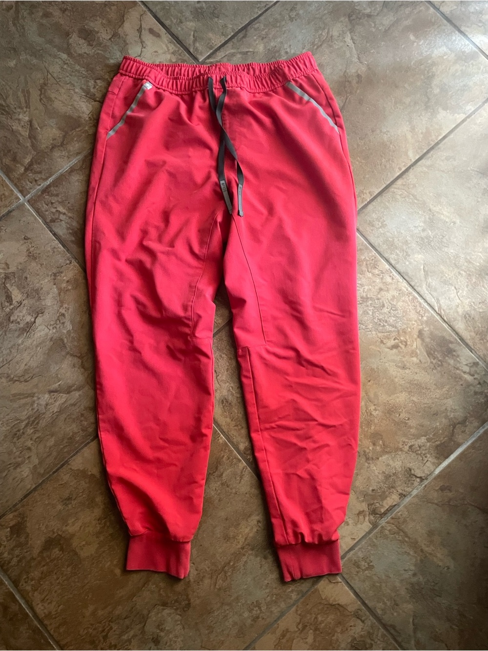Figs Women's Jogger scrub pants